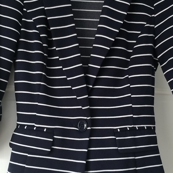 Jacket - Picture 4 of 5